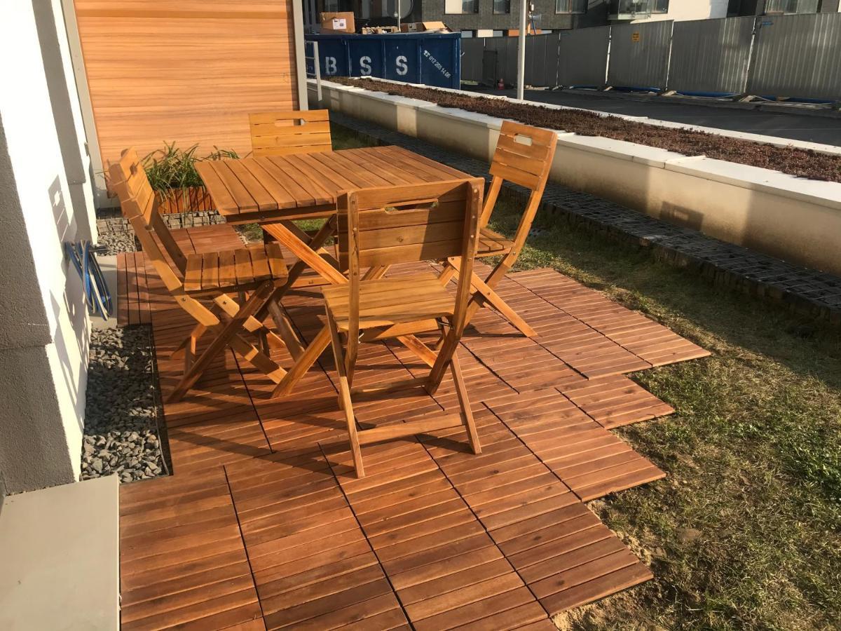 Apartament With Garden Bezplatny Parking !!! Cracóvia Exterior foto